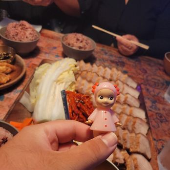 Jagalchi - Bossam - Korean Near Me - Honolulu, Hawaii