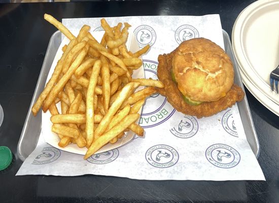 Broadway Hot & Honey Chicken by null