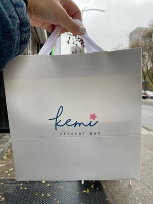 Kemi Dessert Bar by null