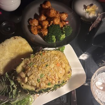 Sky Wise Lounge - Orange Chicken and Hawaii Fried Rice - Asian Fusion Near Me - Brooklyn, New York Sky Wise Lounge - Orange Chicken and Hawaii Fried Rice - Asian Fusion Near Me - Brooklyn, New York