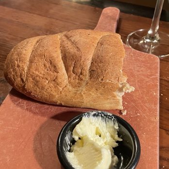 LongHorn Steakhouse - Warm bread - Steakhouses Near Me - Tampa, Florida LongHorn Steakhouse - Warm bread - Steakhouses Near Me - Tampa, Florida