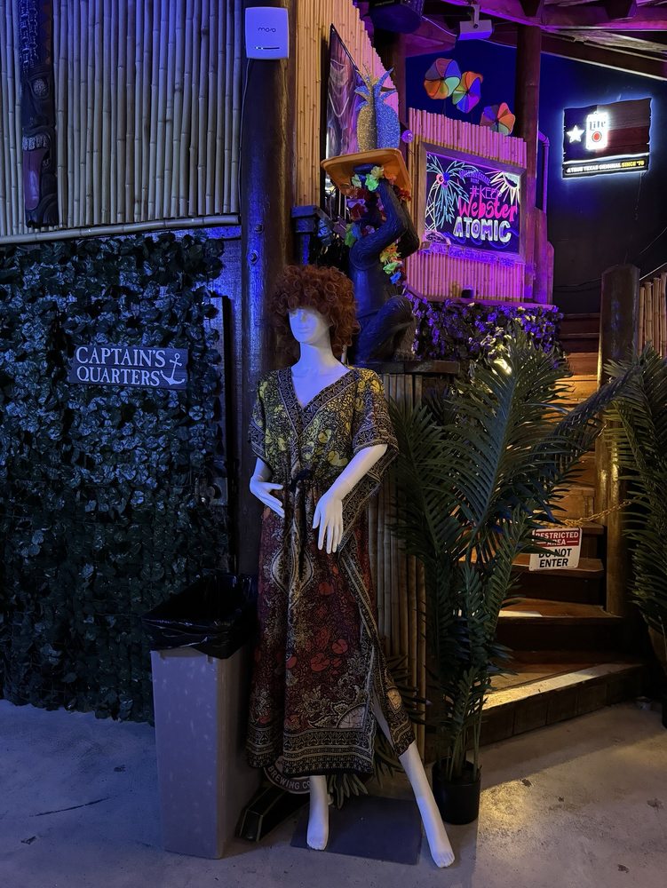 The Great Kanakas Atomic Tiki Bar