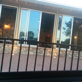 Phil's BBQ - The seating on the right side that's supposedly empty??? Maybe private party? - Barbeque Near Me - Santee, California