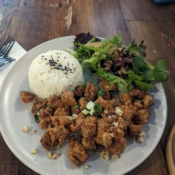 Hide Out Cafe - Chicken plate - Cafes Near Me - Rowland Heights, California Hide Out Cafe - Chicken plate - Cafes Near Me - Rowland Heights, California