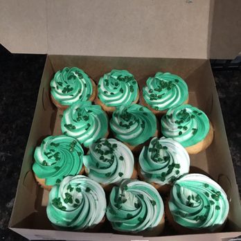 Treat Cupcake Bar - Bakeries Near Me - Needham, Massachusetts