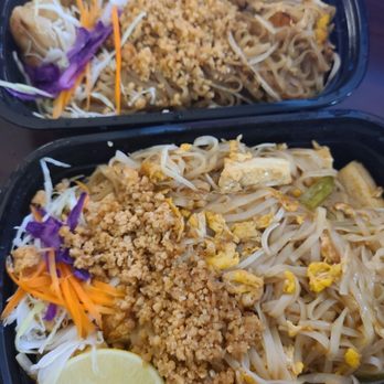 Jasmine Thai Restaurant - Thai Near Me - Destin, Florida
