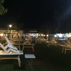 Dut Dibi - Gece kapanışta çekildiği için böyle masalar toplanmış halde:)
