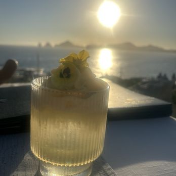 Sunset Monalisa - Mediterranean Near Me - Cabo San Lucas, BCS