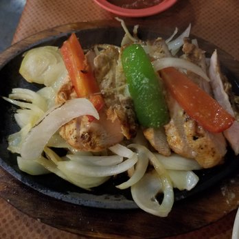 Salsa Tex Mex - Chicken Fajitas - Nicely Seasoned - Tex-Mex Near Me - Plano, Texas Salsa Tex Mex - Chicken Fajitas - Nicely Seasoned - Tex-Mex Near Me - Plano, Texas