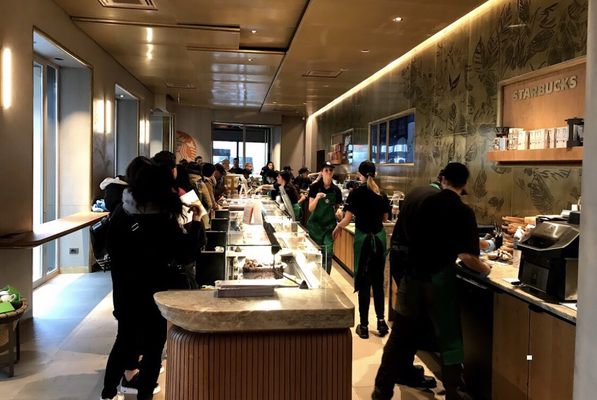Starbucks - Milano Garibaldi by null
