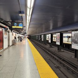 Pape Subway Station - Westbound platform