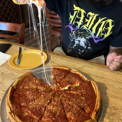 Chicago's Pizza 
