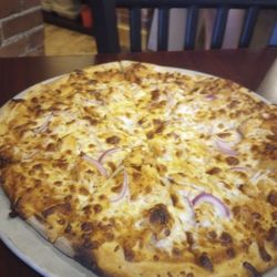 Dewey's Public House - BBQ Chicken Pizza