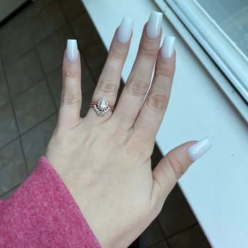 Cali Nails and Spa - Full set acrylic - Nail Salons Near Me - Vacaville, California