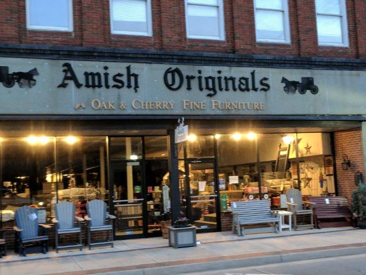 AMISH ORIGINALS Updated June 2024 209 N Main St, Farmville