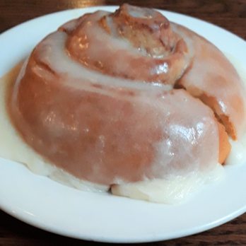 Tulio - The Cinnamon Roll was not warm and the icing had congealed. - Italian Near Me - Seattle, Washington Tulio - The Cinnamon Roll was not warm and the icing had congealed. - Italian Near Me - Seattle, Washington