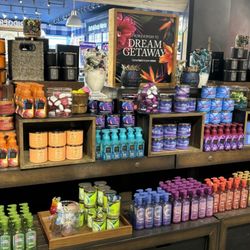 Bath & Body Works