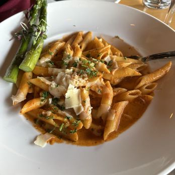 Italian House on Park - alla vodka / side of asparagus (which is a shareable) - Italian Near Me - Westfield, Indiana Italian House on Park - alla vodka / side of asparagus (which is a shareable) - Italian Near Me - Westfield, Indiana