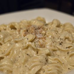 Caruso's Ristorante & Bar - Cacio e pepe