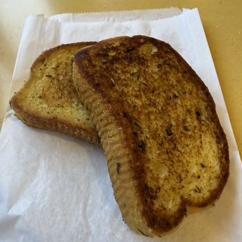 Zippy's Waipahu - Garlic Bread - Diners Near Me - Waipahu, Hawaii