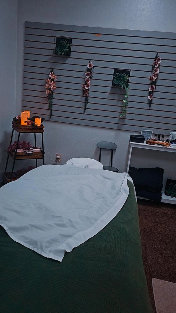 Thera Touch and Healing Logo