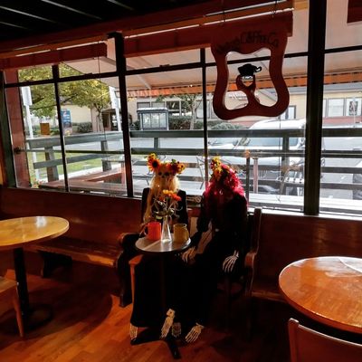 Victor's Celtic Coffee & Roasters by null