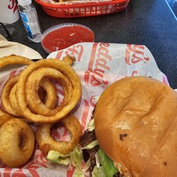 Freddy's Frozen Custard & Steakburgers - Burgers with cheese