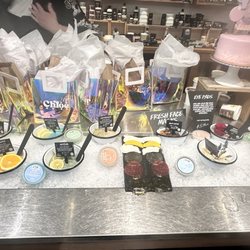 Lush - Fresh face masks