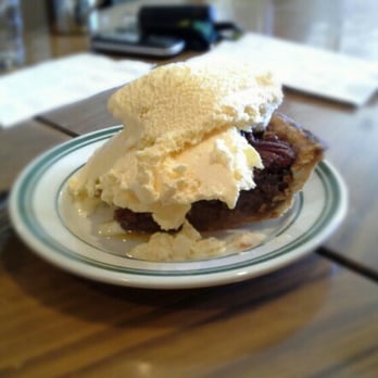 Pie 'n Burger - Freshly made slice of pecan pie that even ma' would be proud of. - Burgers Near Me - Pasadena, California Pie 'n Burger - Freshly made slice of pecan pie that even ma' would be proud of. - Burgers Near Me - Pasadena, California