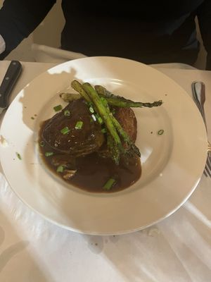 Bistro 214 by null