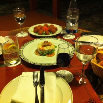 Parador de El Hierro - Ensaladilla Rusa, Croquettes, Port Wine, Vermouth, Agua con Gas. Great small plates and drinks. - Hotels Near Me - Villa de Valverde, TF