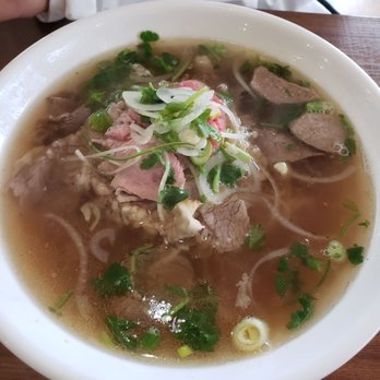 Truong Thanh Vietnamese Restaurant - Pho dac biet - Vietnamese Near Me - Vancouver, British Columbia
