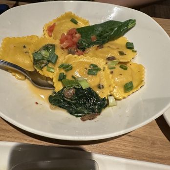 Bonefish Grill - Lobster ravioli - Seafood Near Me - Columbia, South Carolina Bonefish Grill - Lobster ravioli - Seafood Near Me - Columbia, South Carolina