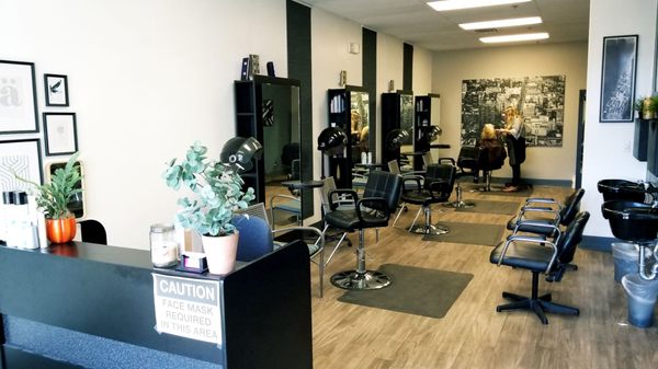 アイケア salon Alexander's Styling Salon, 212 5th St, Ste 8, Wenatchee, WA
