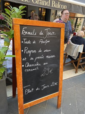 Le Grand Balcon by null