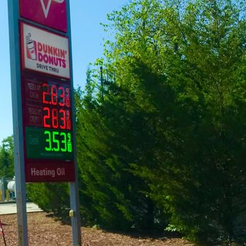 Conoco - Conoco sign - Gas Stations Near Me - Lakehurst, New Jersey