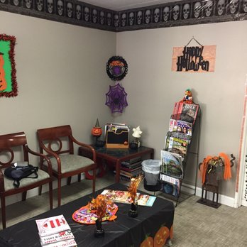 Kushlan Michael, MD - Nice Waiting Room ... decorated for the Season (pic taken October 2018) - Gastroenterologist Near Me Kushlan Michael, MD - Nice Waiting Room ... decorated for the Season (pic taken October 2018) - Gastroenterologist Near Me