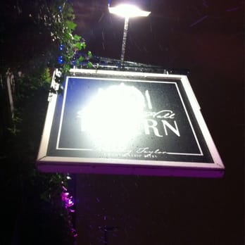 Town Hall Tavern - Pubs Near Me - Leeds, XWY Town Hall Tavern - Pubs Near Me - Leeds, XWY