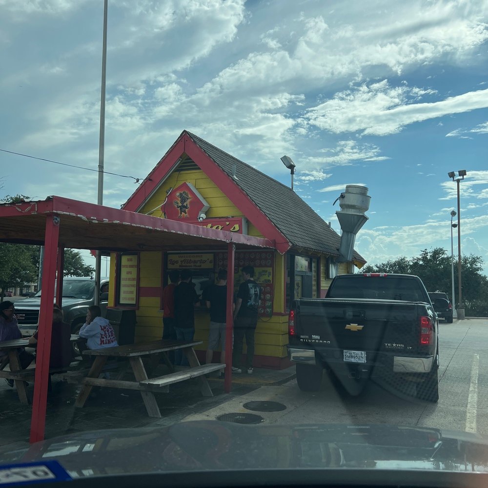 Los Alberto's Mexican Food - Drive thru Mexican shack! - Mexican Near Me - Hurst, Texas