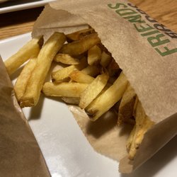 Friends & Brgrs - Fries with the meal
