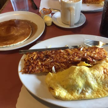 Doug's Place - Linguiça and cheddar cheese omelette with a pancake - Breakfast & Brunch Near Me - Castro Valley, California