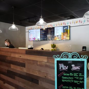 The Juice Experiment - Masked & excellent customer service. - Juice Bars & Smoothies Near Me - San Antonio, Texas