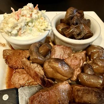 deSha's - Maysville - Steak deSha's - Bars Near Me - Maysville, Kentucky