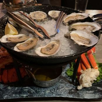 Hook & Barrel - Seafood tower - Seafood Near Me - Myrtle Beach, South Carolina