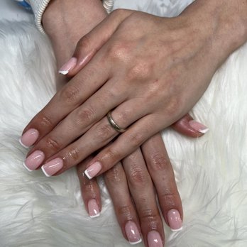 Royal Nails Spa - I highly recommend Amanda, I received excellent and pampering service - Nail Salons Near Me - Livermore, California