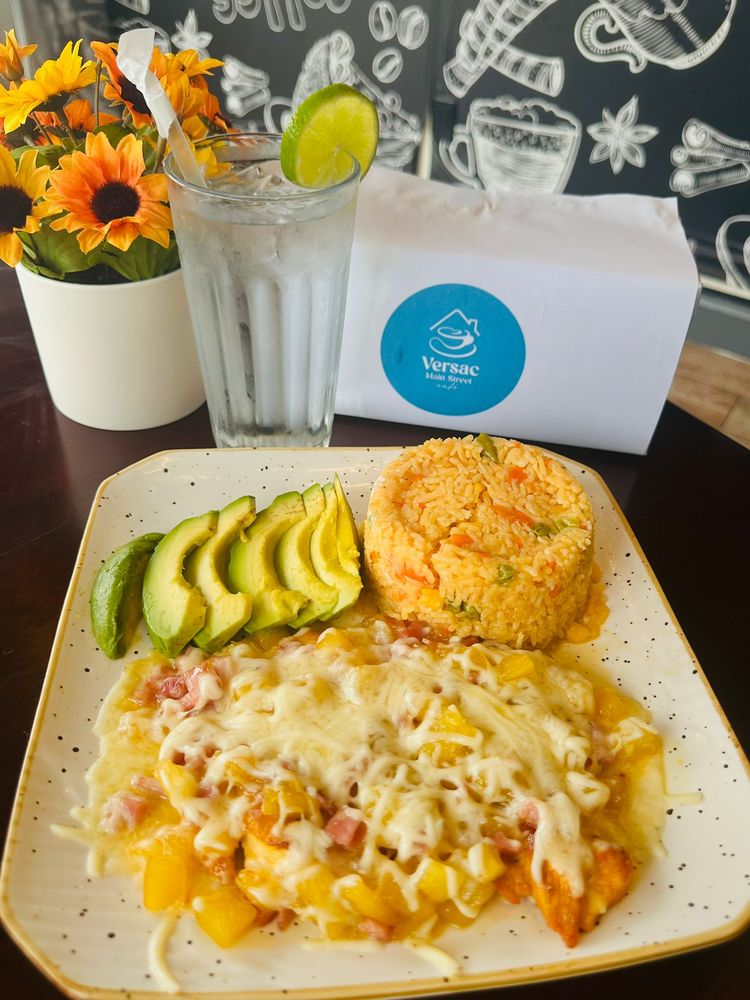 Versac Main Street Cafe