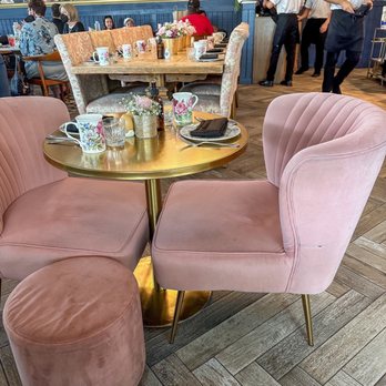 Little Hen - Table setting - Breakfast & Brunch Near Me - Weston, Florida