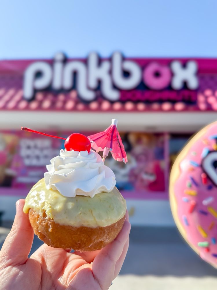 Social spots from Pinkbox Doughnuts