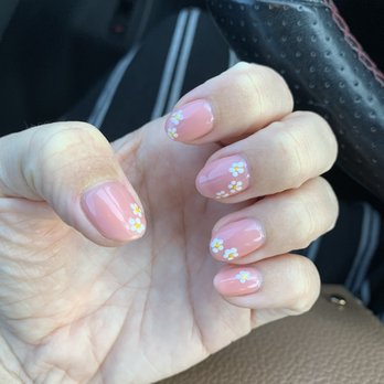 Luxury Nails - Gel polish with design on each nail $45 - Nail Salons Near Me - Hugo, Minnesota Luxury Nails - Gel polish with design on each nail $45 - Nail Salons Near Me - Hugo, Minnesota
