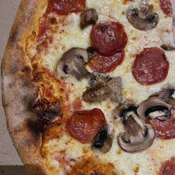 Brezzi's Wood Fired Pizza - Margherita DO with added mushrooms and pepperoni. - Pizza Near Me - Portmarnock, D Brezzi's Wood Fired Pizza - Margherita DO with added mushrooms and pepperoni. - Pizza Near Me - Portmarnock, D